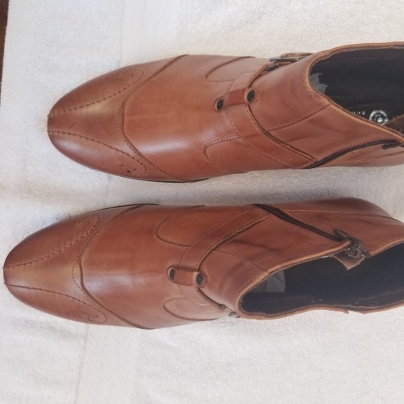 Cool looking NEW all leather mens casual boot . - Picture 8 of 9